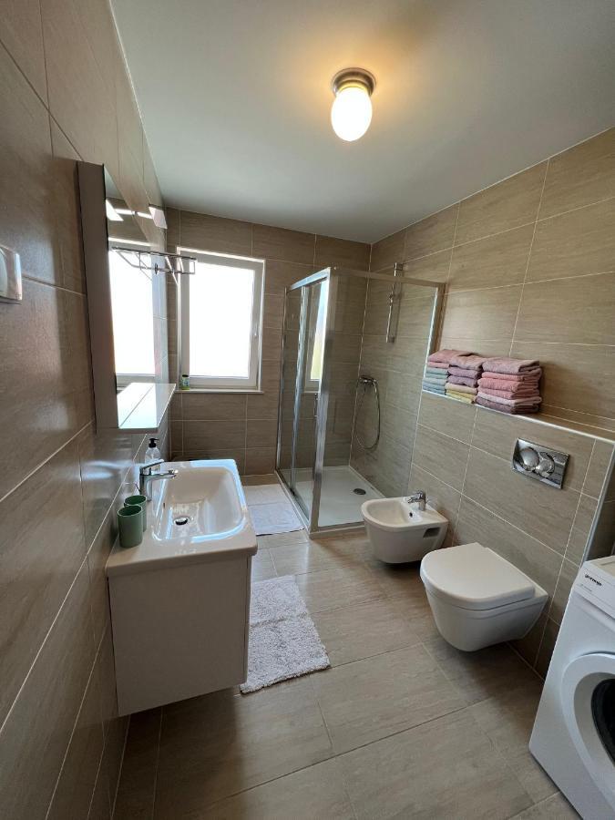 מאלינסקה Apartman Sven מראה חיצוני תמונה
